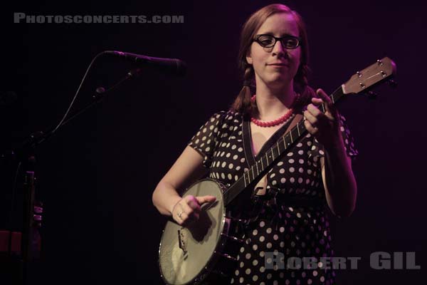 LAURA VEIRS - 2010-01-29 - PARIS - Cafe de la Danse - 